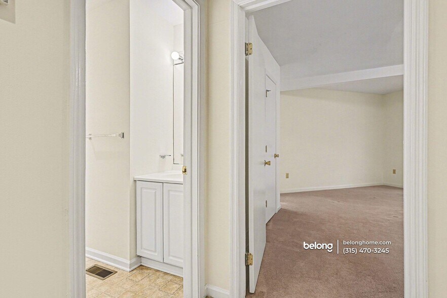 Building Photo - 1 Sanctuary Dr