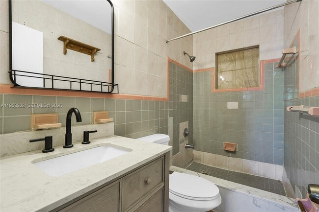 Building Photo - 17950 NW 6th Ct