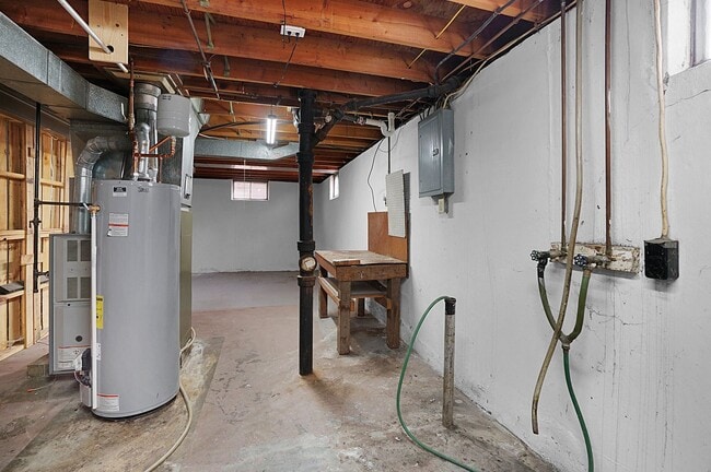Building Photo - COMING SOON!! Charming 3-Bedroom Home in a...