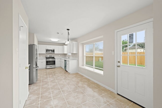 Building Photo - 1426 Cartwright Rd