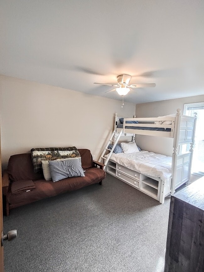 Building Photo - 2694 Jolly Rodger Dr