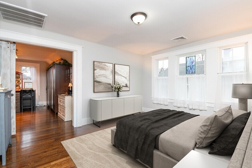 Building Photo - 83 Orange St