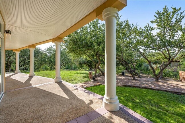 Building Photo - 16018 Fontaine Ave