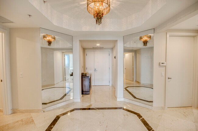 Building Photo - 3630 Gardens Pkwy