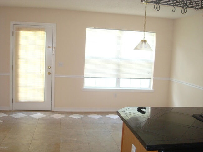 Building Photo - 7501 Cliff Cottage Dr