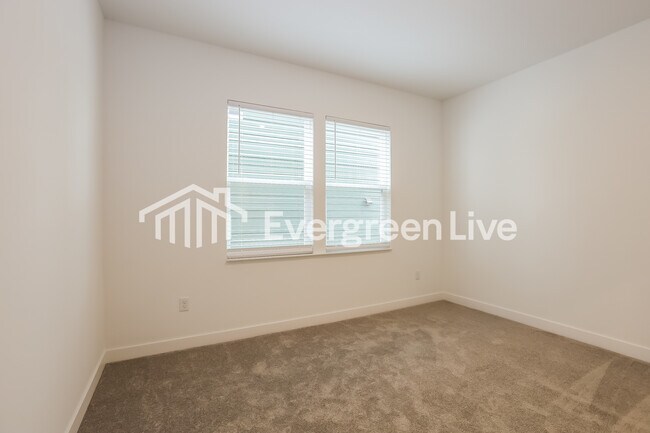 Building Photo - 3587 Copley Ct