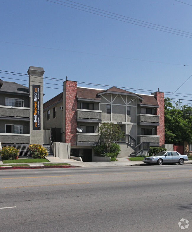 Building Photo - Vanowen Manor