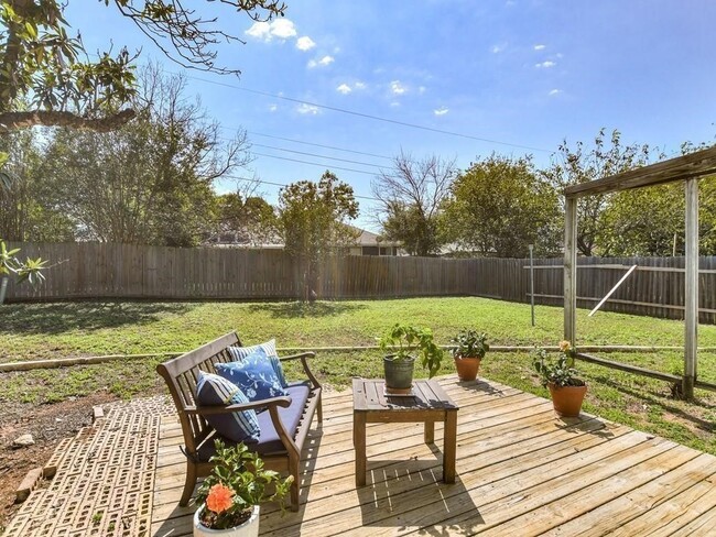Building Photo - 509 Purple Sage Dr