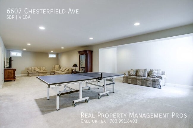 Building Photo - 6607 Chesterfield Ave