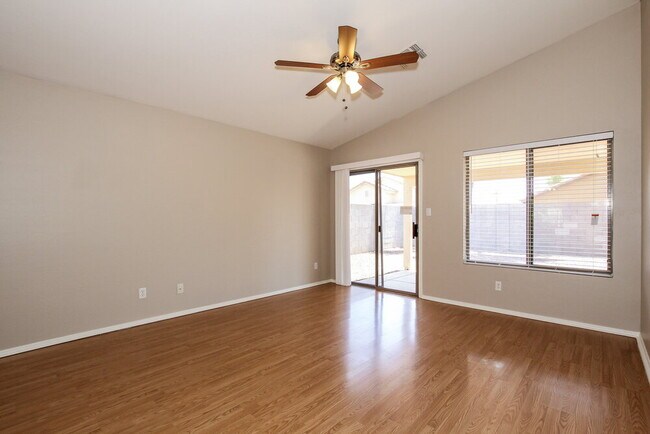 Building Photo - 13221 W Acapulco Ln