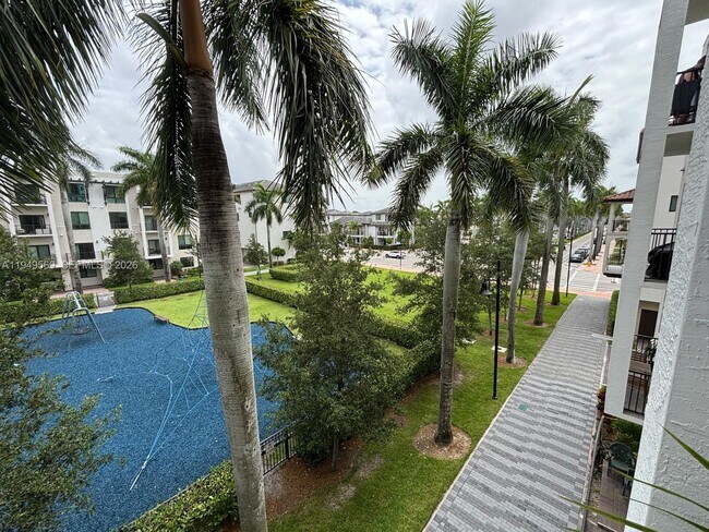 Building Photo - 4636 NW 84th Ave