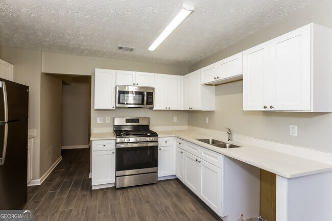 Building Photo - 6730 Greenbower Ln