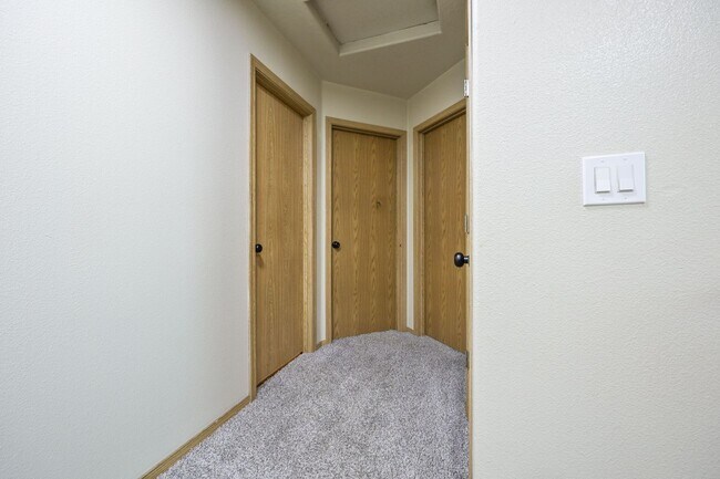 Building Photo - 4bed/2.5 Bathroom house - SE Portland
