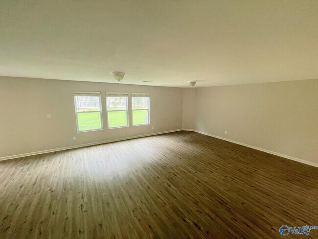 Building Photo - 30003 Westfield Dr