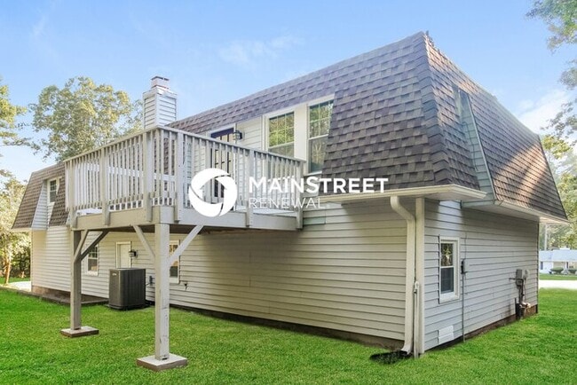 Building Photo - 4 Bedroom Pet-Friendly Home in CONYERS, GA...