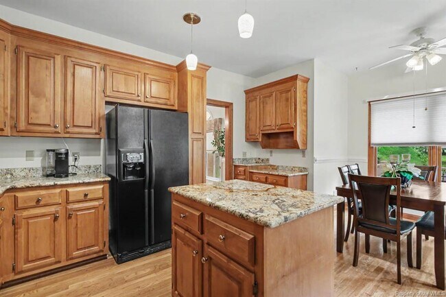 Building Photo - 3691 Bridgewater Dr