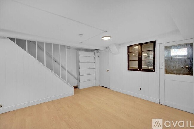 Building Photo - 2606 Cecil Ave