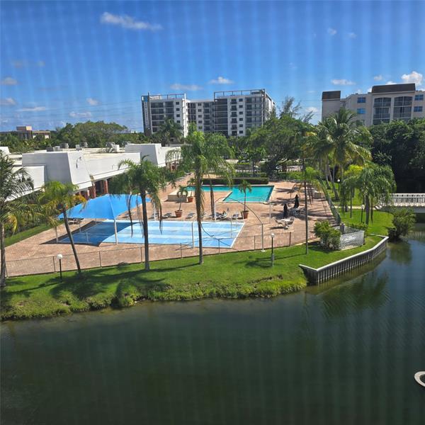 Building Photo - 505 E Dania Beach Blvd