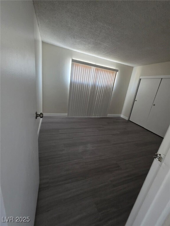 Building Photo - 1075 E Desert Inn Rd