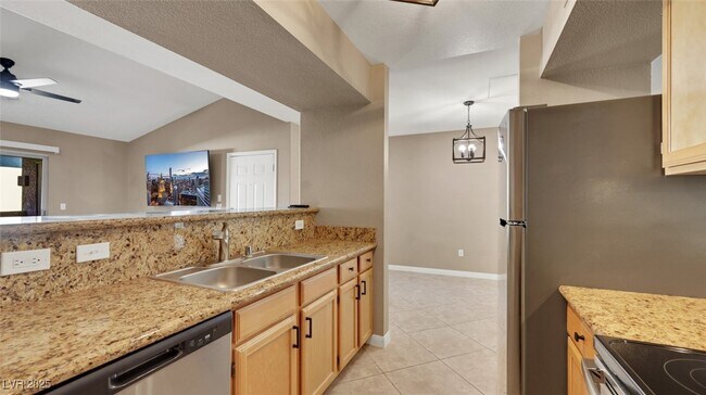 Building Photo - 45 Maleena Mesa St
