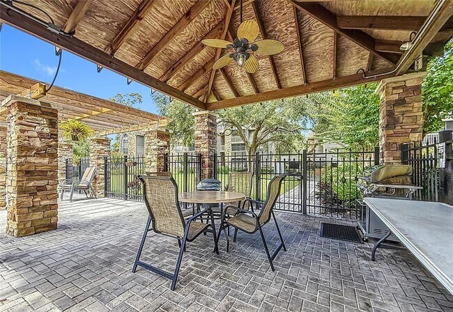 Building Photo - 2500 Winding Creek Blvd