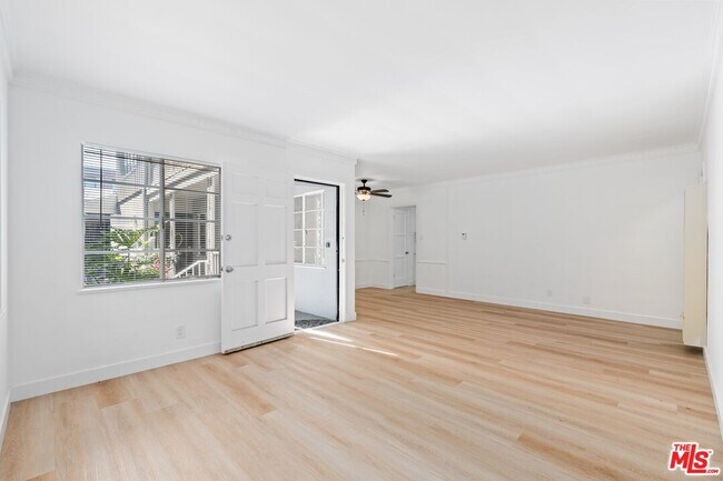 Building Photo - 1756 Malcolm Ave