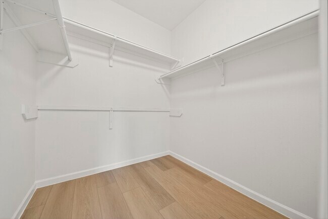 Building Photo - 3315 Berzin Ct