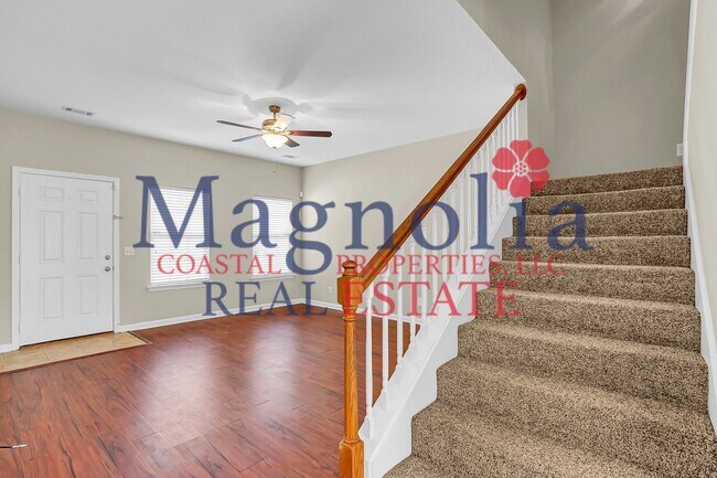 Building Photo - 3 Bedroom 2.5 Bathroom 1488 sf townhome in Cypress Point - Richmond Hill