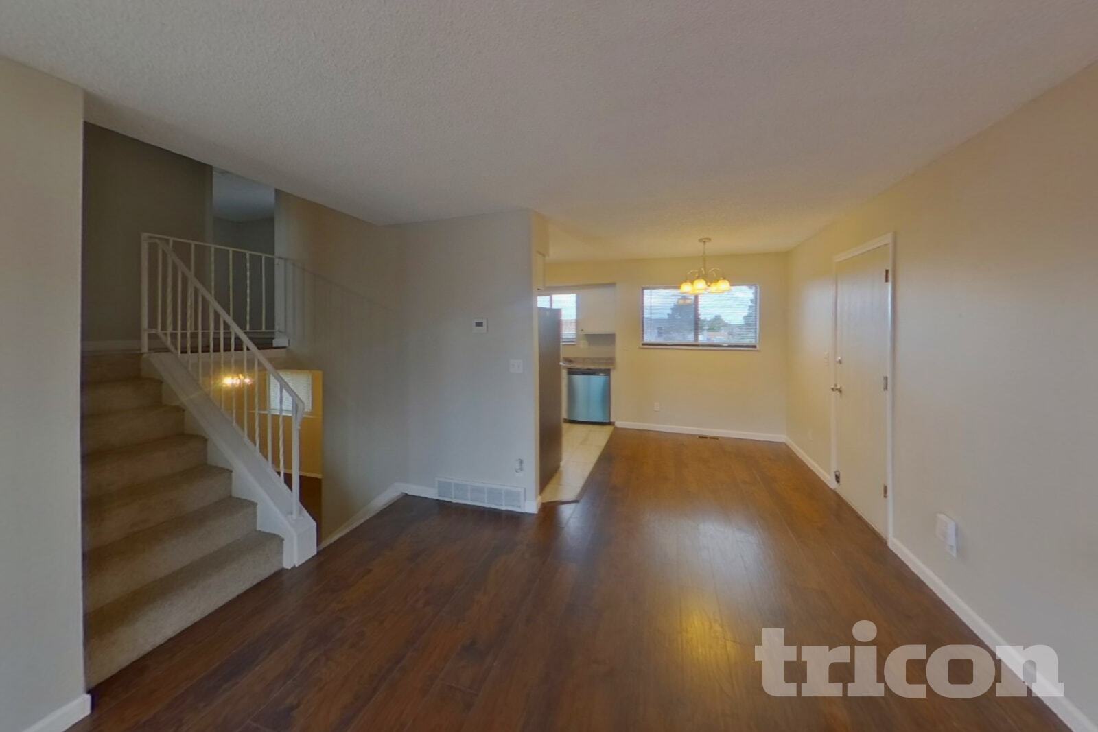 Building Photo - 6845 Parkridge Ct