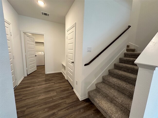 Building Photo - 25628 Microstar Wy