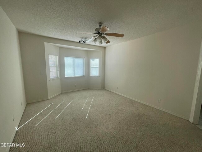 Building Photo - 7344 Prickley Pear Dr