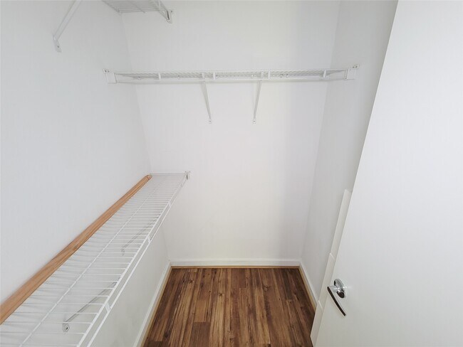 Building Photo - 2605 Calumet St