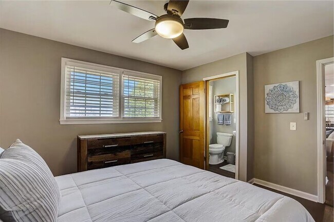 Building Photo - 1511 Stewarts Ferry Pike