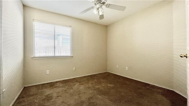 Building Photo - 3553 Rock Shelf Ln