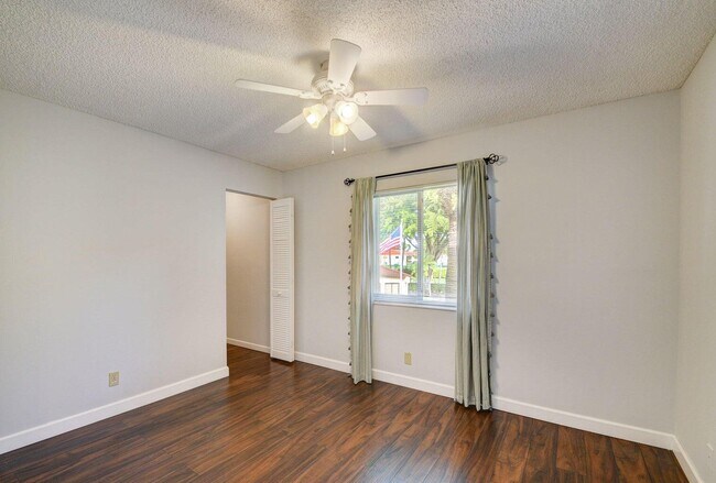 Building Photo - 4844 Sable Pine Cir