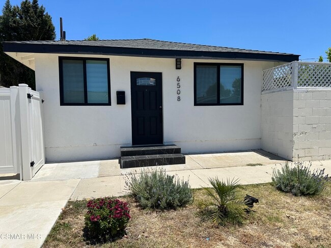 Building Photo - 6508 Dannyboyar Ave