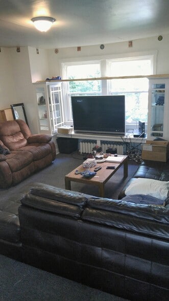 Living Room - 5607 Wilkins Ave