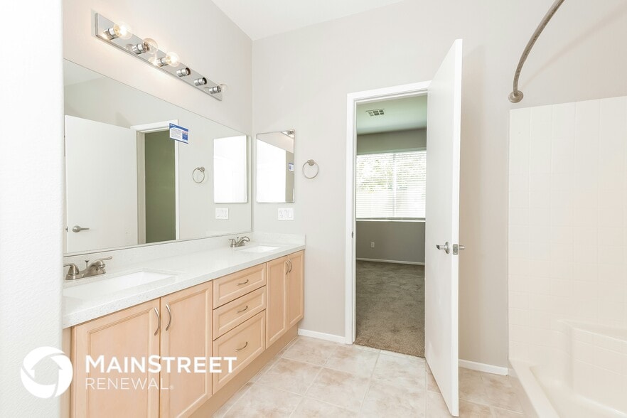 Building Photo - 7616 Picnic St