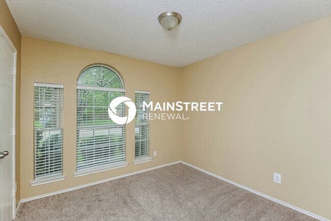 Building Photo - 3 Bedroom Pet-Friendly Home in Fort Worth,...