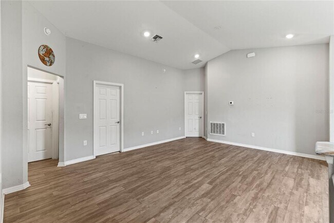 Building Photo - 961 Inverness Way