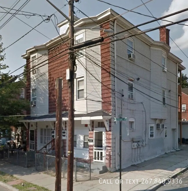 Building Photo - 674-684 Stuyvesant Avenue , 13-15 Christoph Ave-13-5