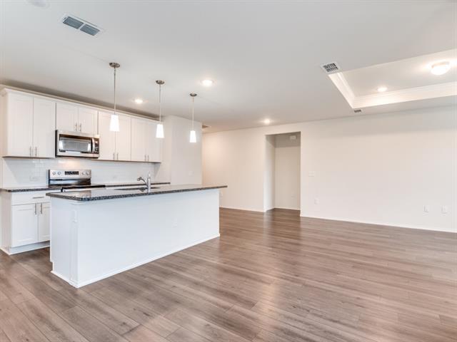Building Photo - 721 Brockwell Bend