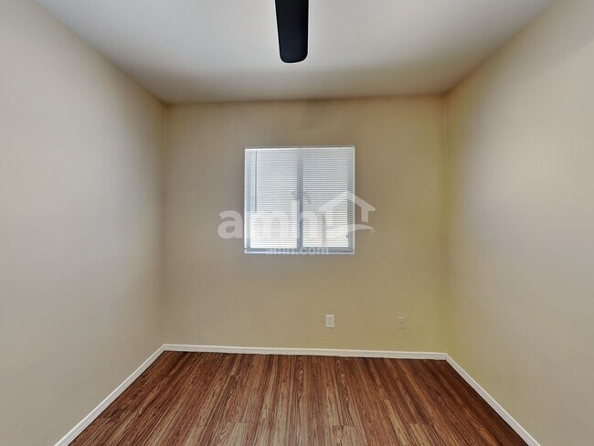 Building Photo - 11221 W Coronado Rd