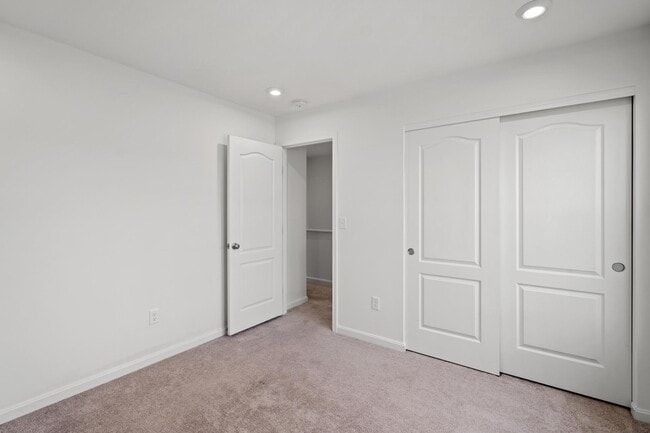 Building Photo - 2236 Elias Boone Ct