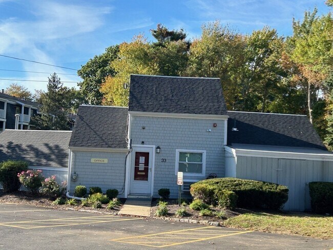 Building Photo - 37 Will Dr