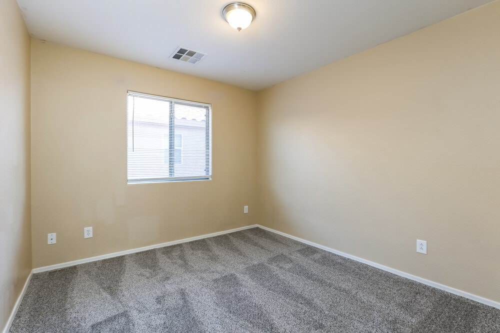 Building Photo - 9383 W Cordes Rd