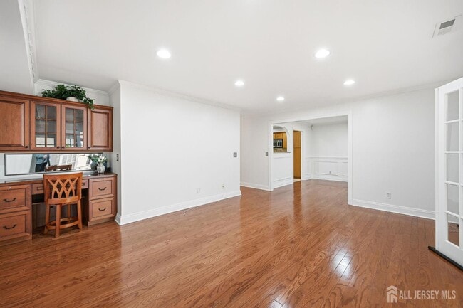 Building Photo - 85 Laurel Hollow Ct