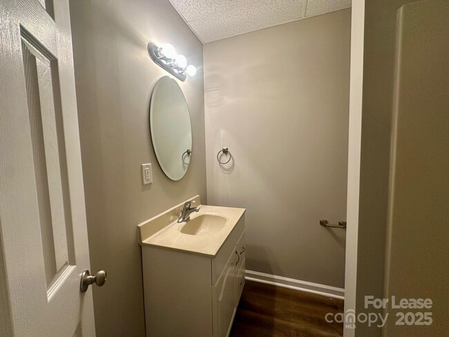 Building Photo - 13809 Stephendale Dr