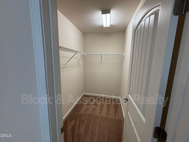 Building Photo - 1009 Magnolia Blossom Ln