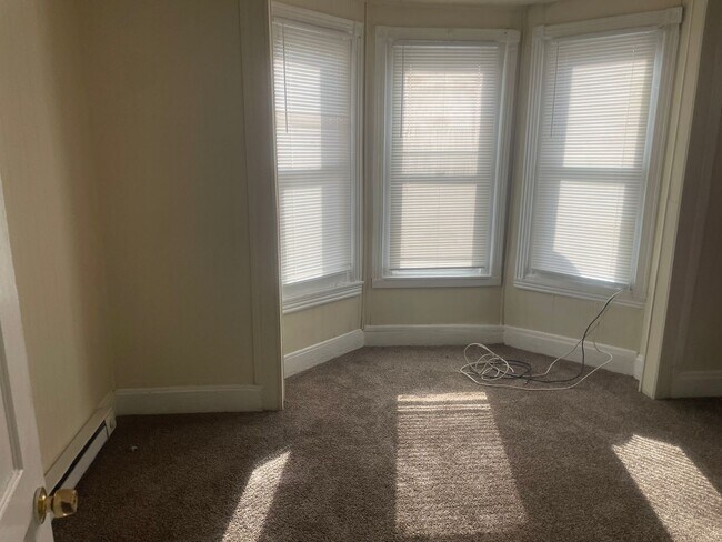 Building Photo - 5135 Ranstead St